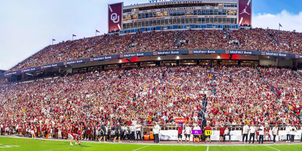Oklahoma Sooners Gigapixel Fan Photo - Presented by MidFirst Bank